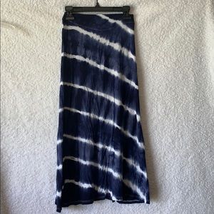Girls size small 7/8 long skirt.